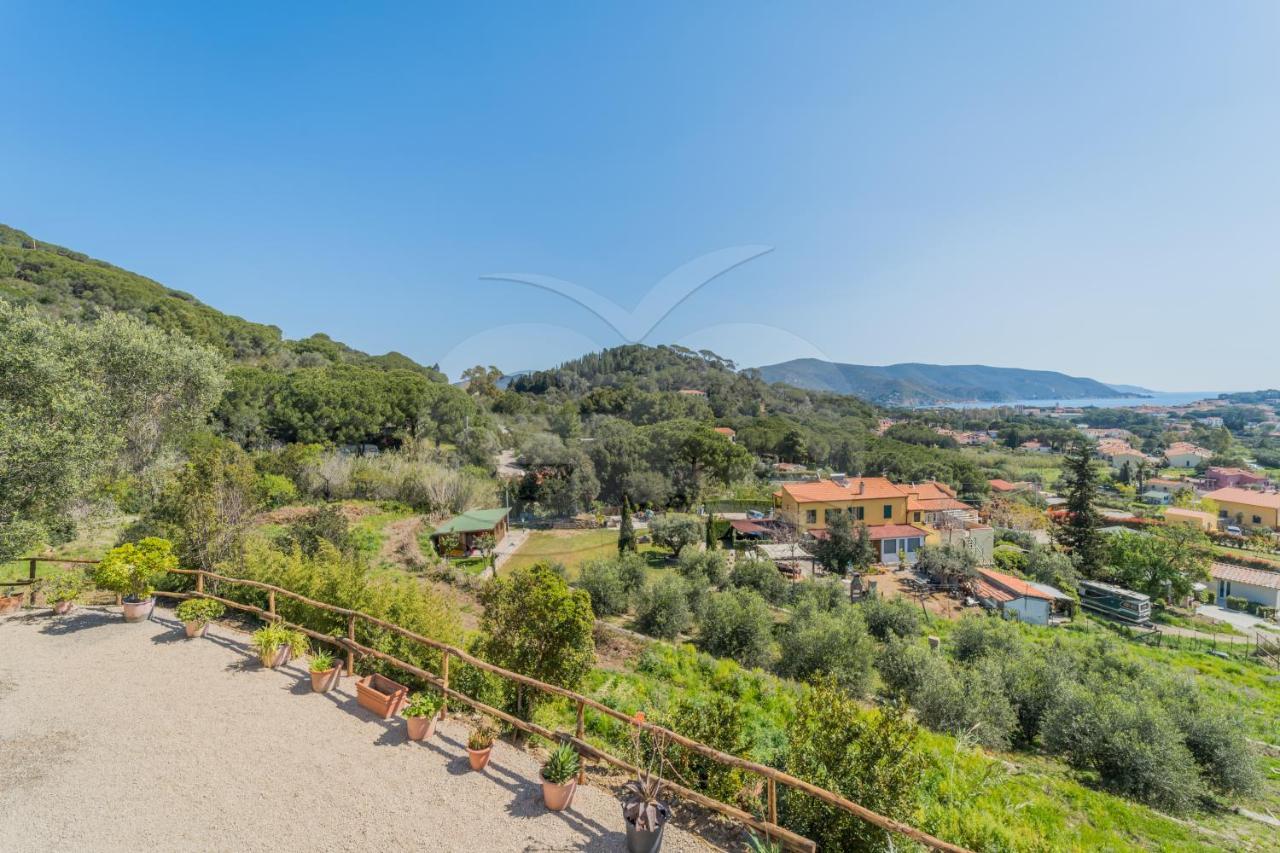 La Palazzina nel Verde Casa Alzi Esterno foto