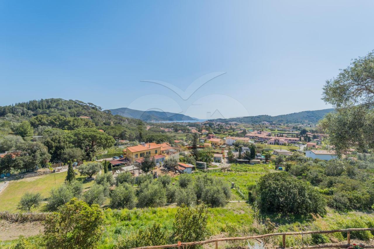 La Palazzina nel Verde Casa Alzi Esterno foto