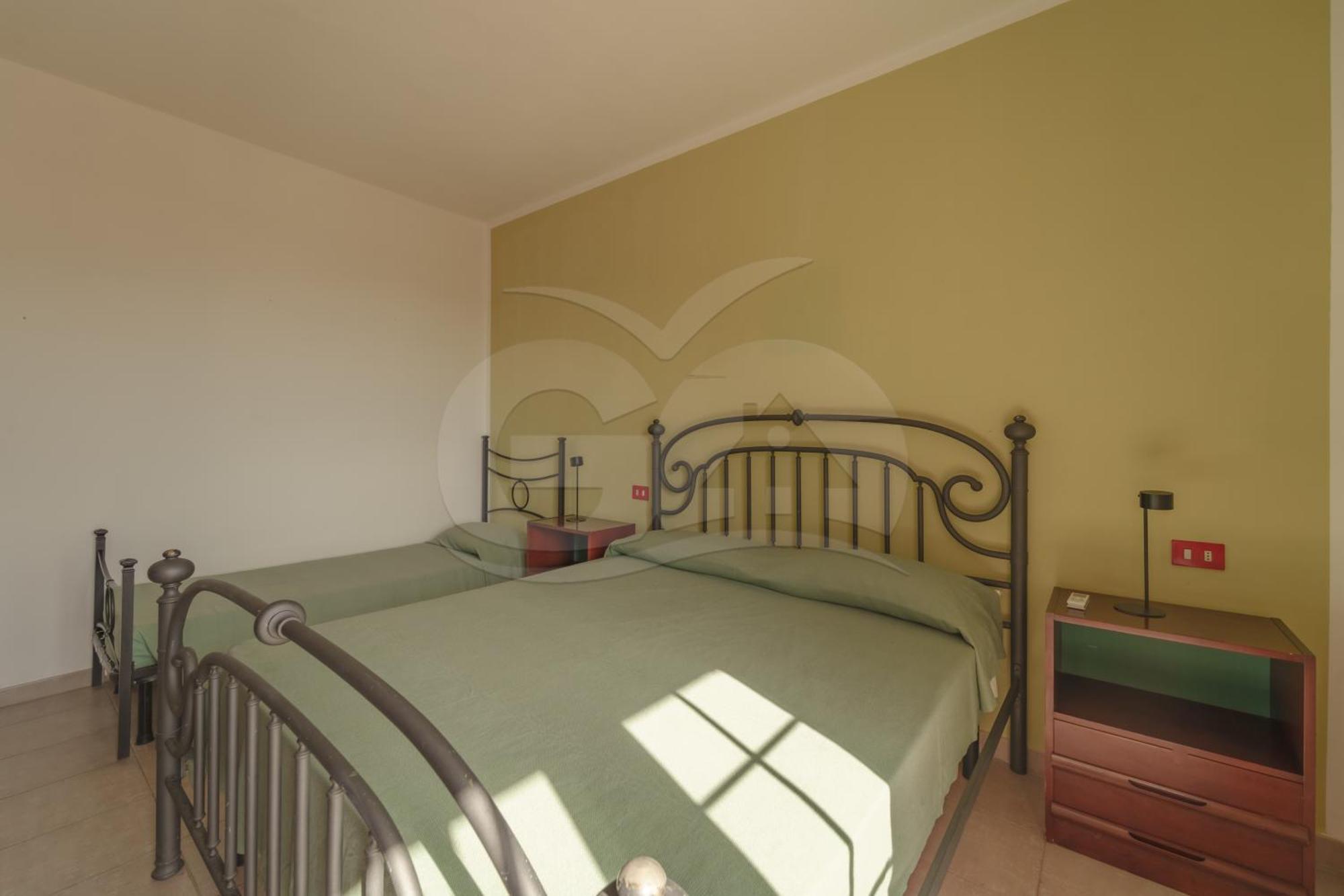 La Palazzina nel Verde Casa Alzi Esterno foto