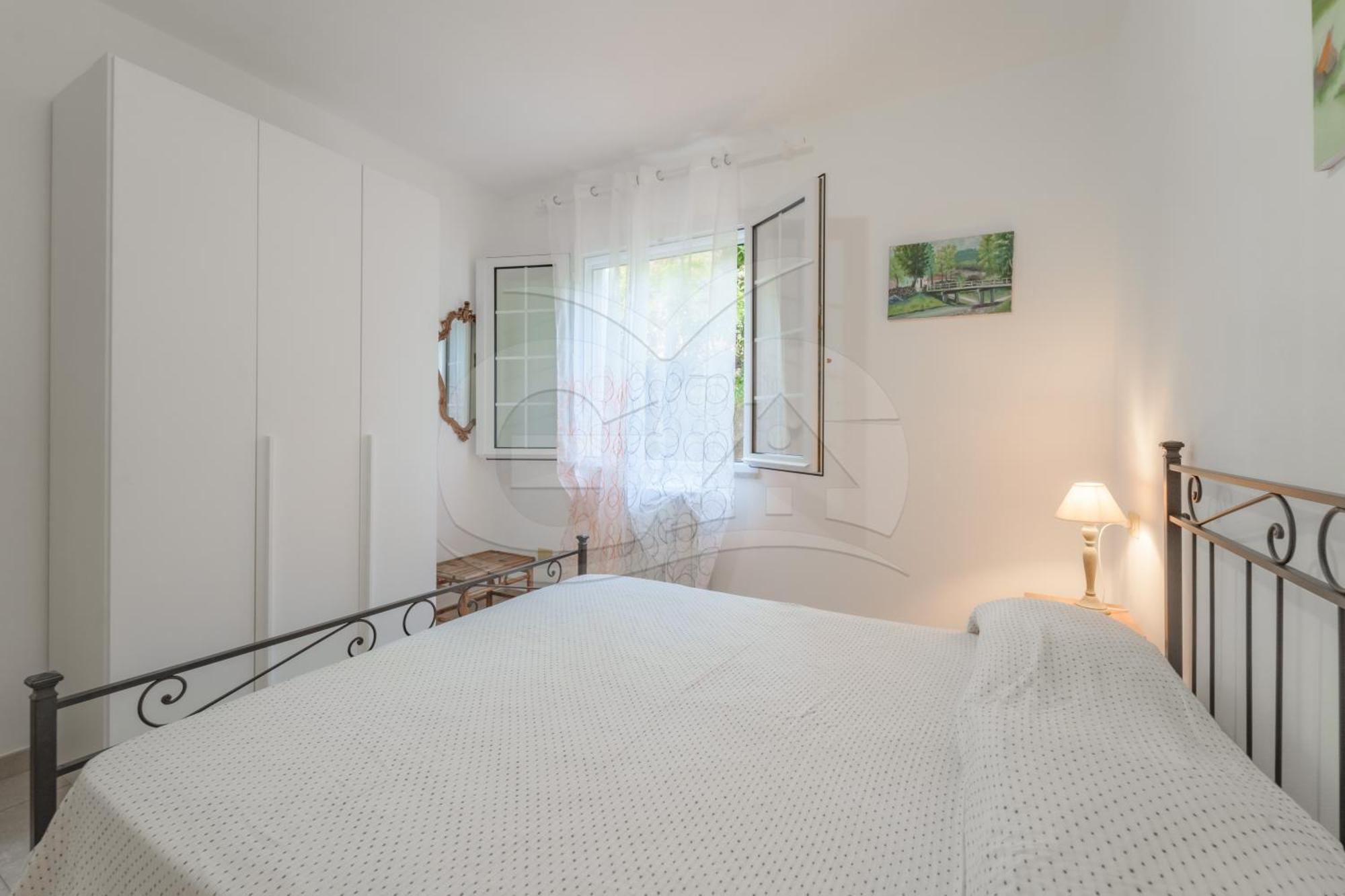 La Palazzina nel Verde Casa Alzi Esterno foto